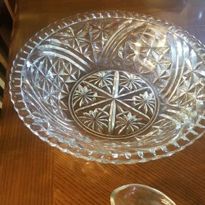 2 crystal bowl and crystal spoon